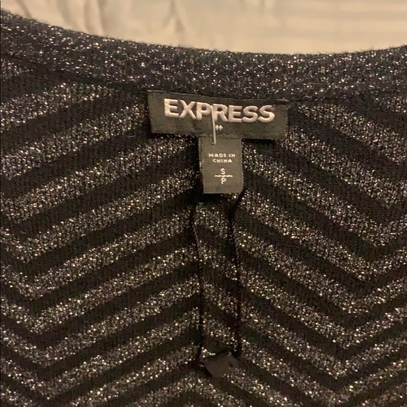 Express - Picture 3 of 3